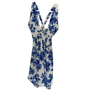 Charlotte Russe Women’s Floral Blue and White Mini Dress ‎ Sz M